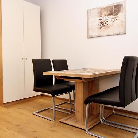 Central Studio Work And Travel Vienna Exterior photo